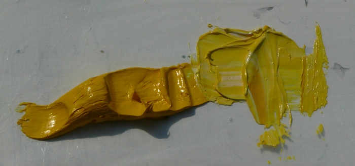 le jaune azo moyen se trouve dans ma palette de coulers 